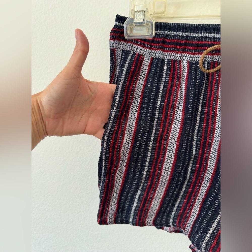 Splendid Drawstring Shorts Size M - Picture 4 of 9